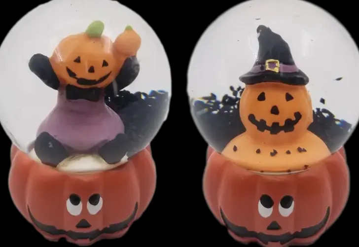 Lumisadepallo Pikkukurpitsa 4,5 Cm